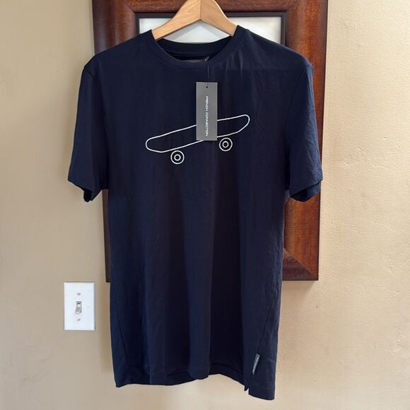 NWT French Connection Embroidered Skate T-Shirt Medium - Picture 4 of 6